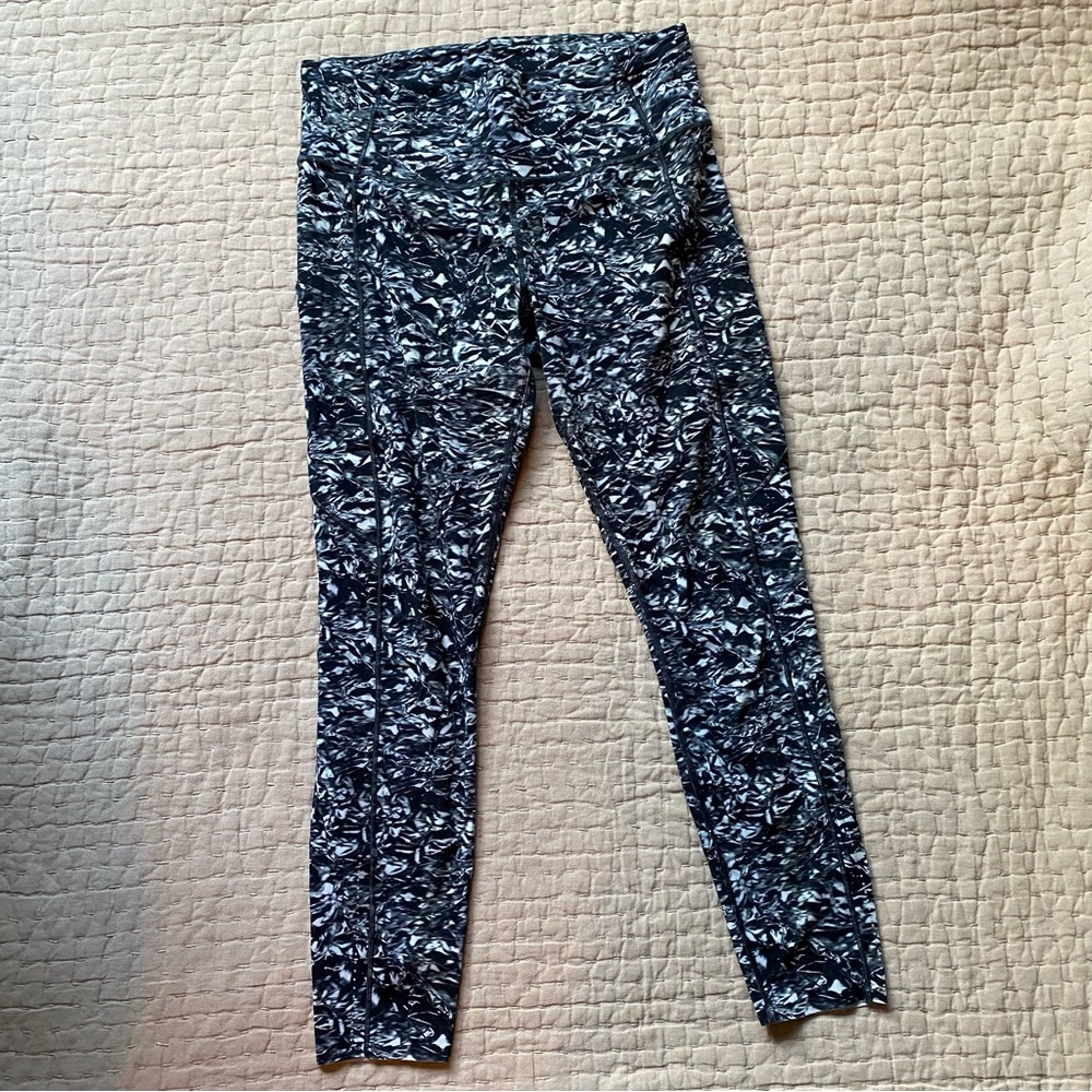 Lululemon Printed Leggings - Size 10